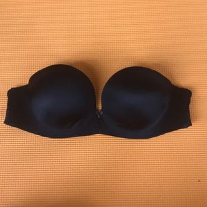 Victoria’s Secret padded strapless push up bra